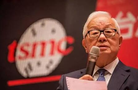 张忠谋在纽约面对外媒采访，甩下一句挺扎心的话：“如果美国真要扼杀中国半导体，中国