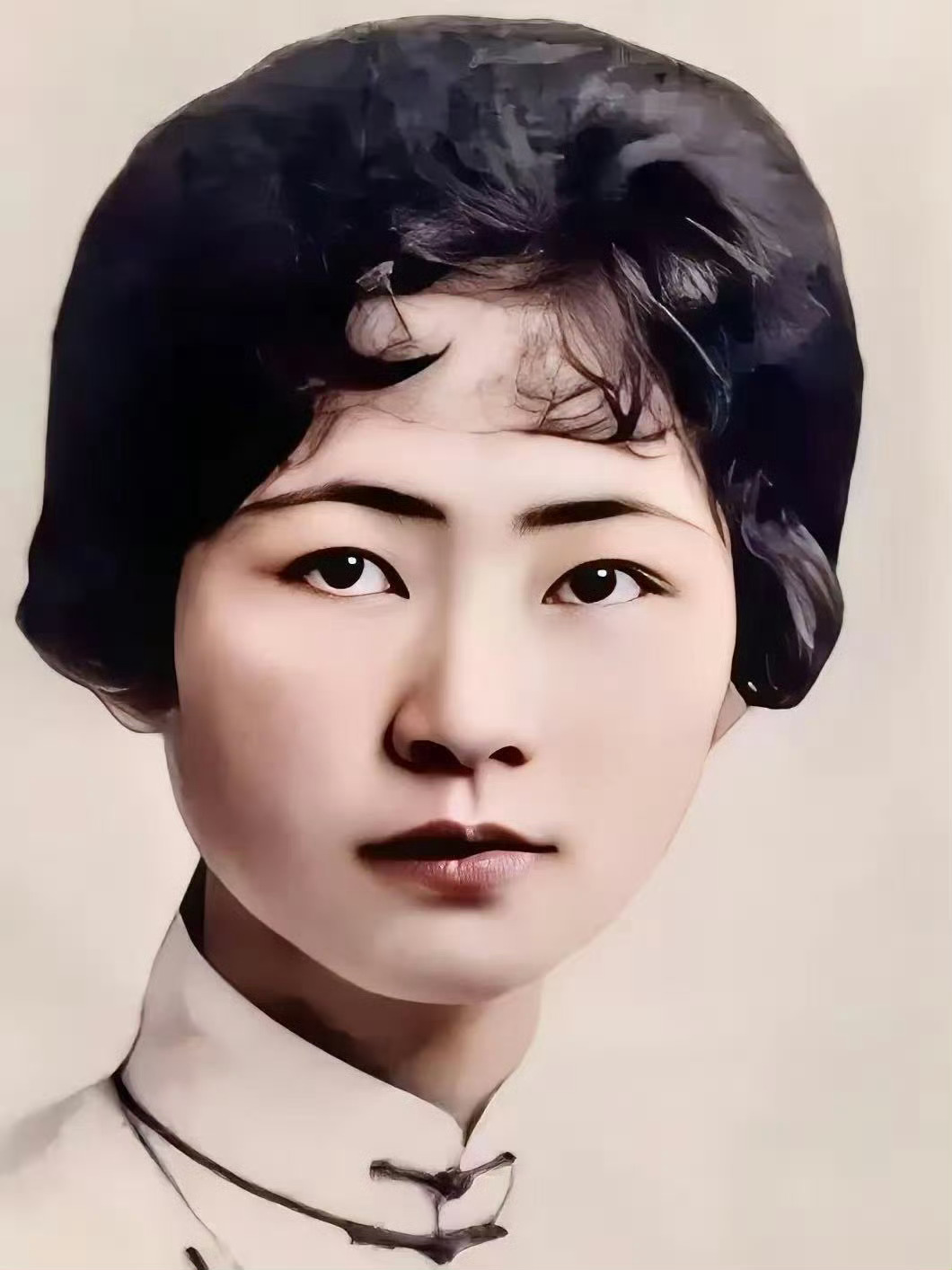 人这一辈子没有多少时间是可以挥霍的，取悦别人，远不如修行自己。宁可孤独，也不伪心
