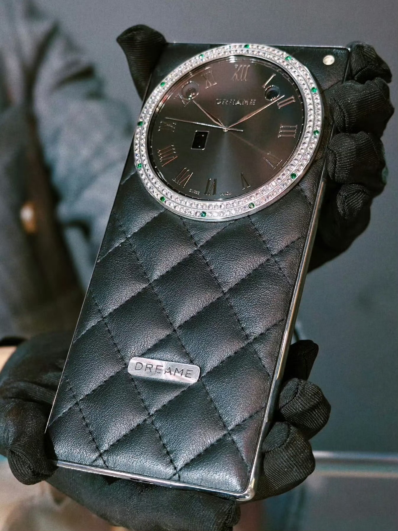 追觅手机实拍真机图，这手机，真是把土到极致演绎得淋漓尽致了。。。