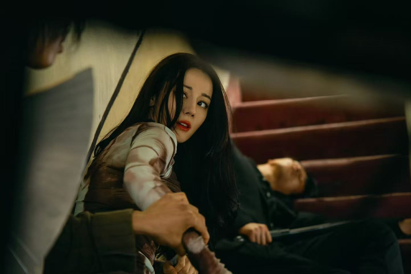 聂九罗矿井深处破除险境忙救人聂九罗饺子馆内临危不惧护众生聂九罗饺子馆内临危不惧护