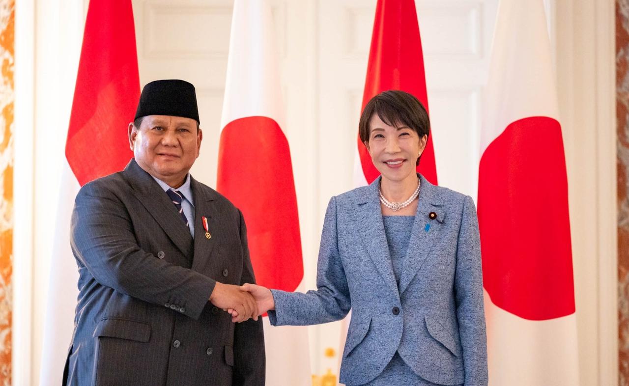 没激情没诚意，日本的最高礼仪不是一头扎进怀里吗？

日本首相高市早苗今天发文说今