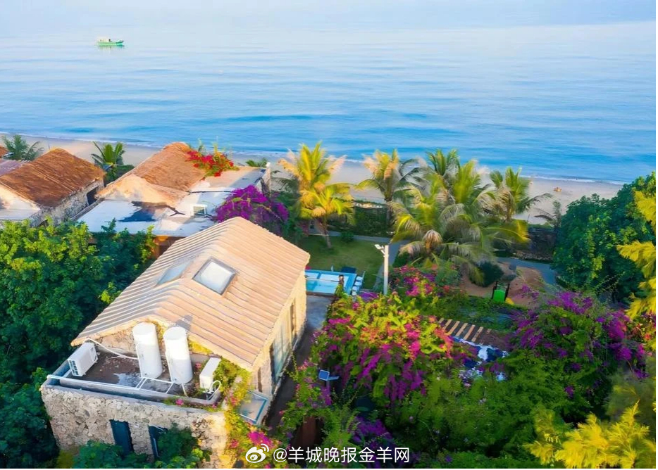 晚安 一周的忙碌终于收尾，今晚好好睡一觉。明天就是不用赶闹钟的周末啦，愿醒来满是