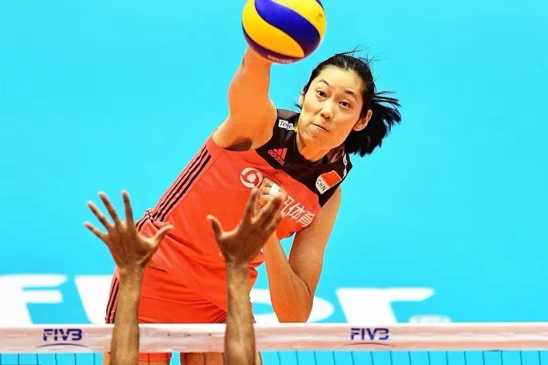 【中国女排别当“速成班”！拔苗助长要翻车】

1. 国家队不是试验田：

   