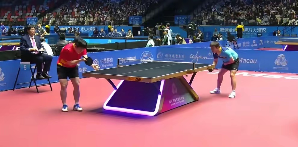 樊振东3-2逆转于何一五局比分为11-6、10-12、9-11、11-3、11-