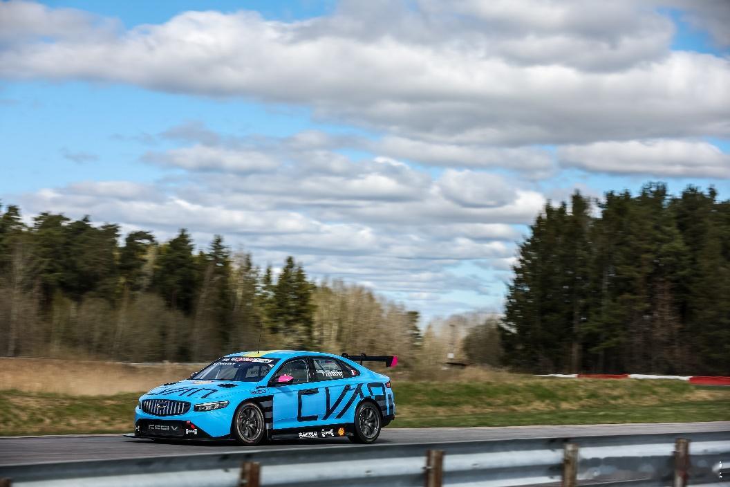 中国赛车再度闪耀世界赛场吉利七年九冠，传奇再续！全新星瑞TCR赛车正式出征202