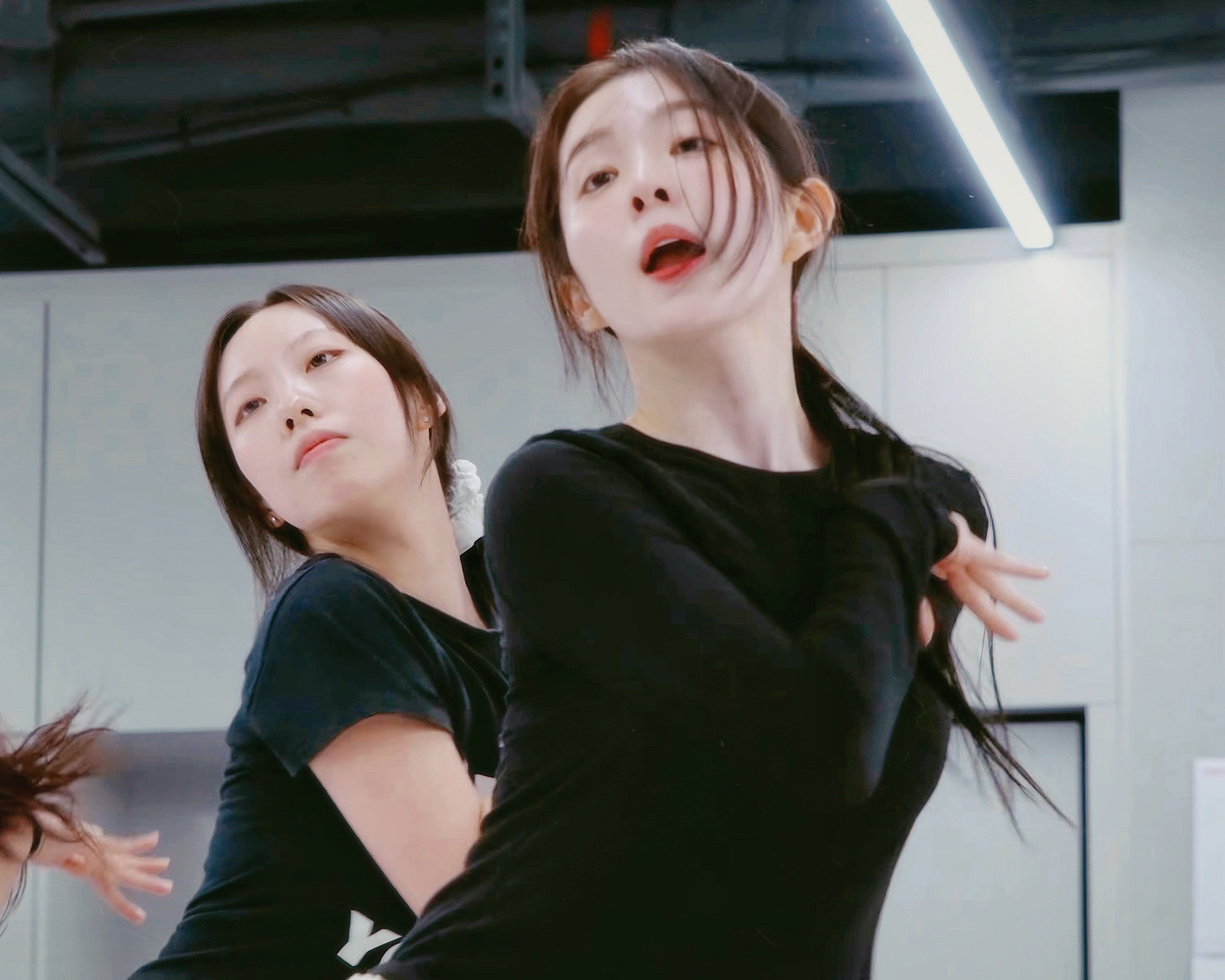 我家姐姐的演唱会幕后是难产了吗 