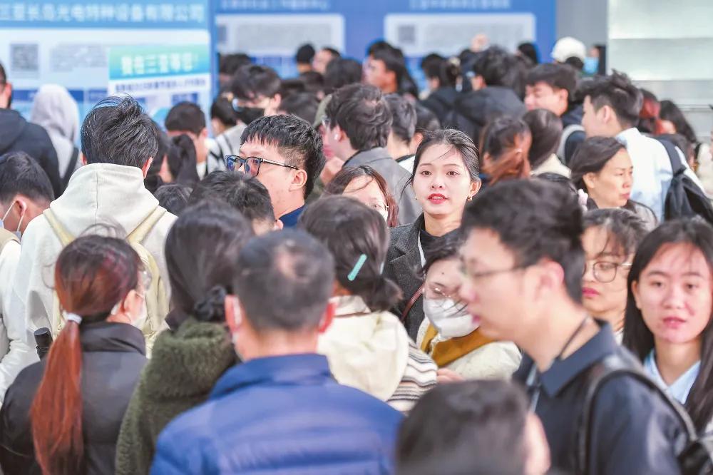 国内出现一个反常的现象，印证一场大变化正在到来，关乎每一个人！
 
[灵光一闪]