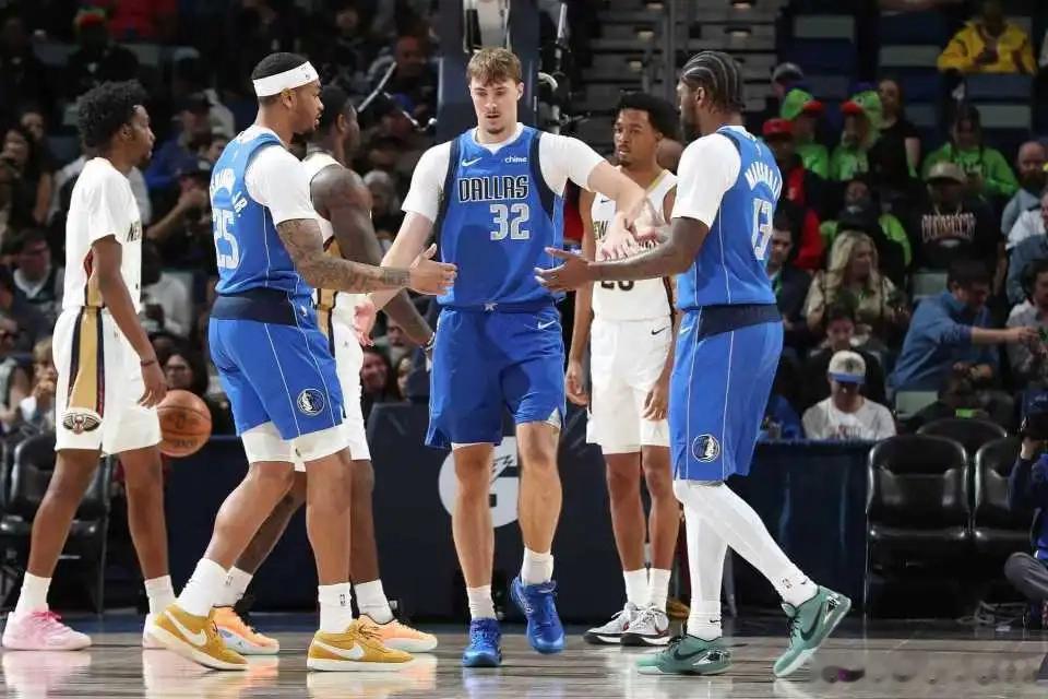 北京时间3月17日，NBA常规赛独行侠客场对阵鹈鹕，其中独行侠是背靠背第二场。鹈