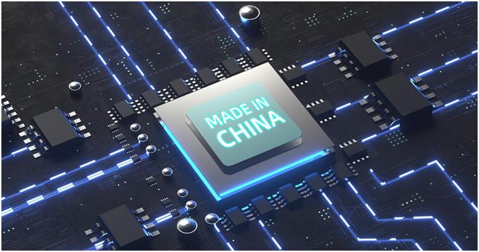 随着信创建设逐级深入，采购决策正在变得更加务实和全面。在众多考量因素中，三个维度