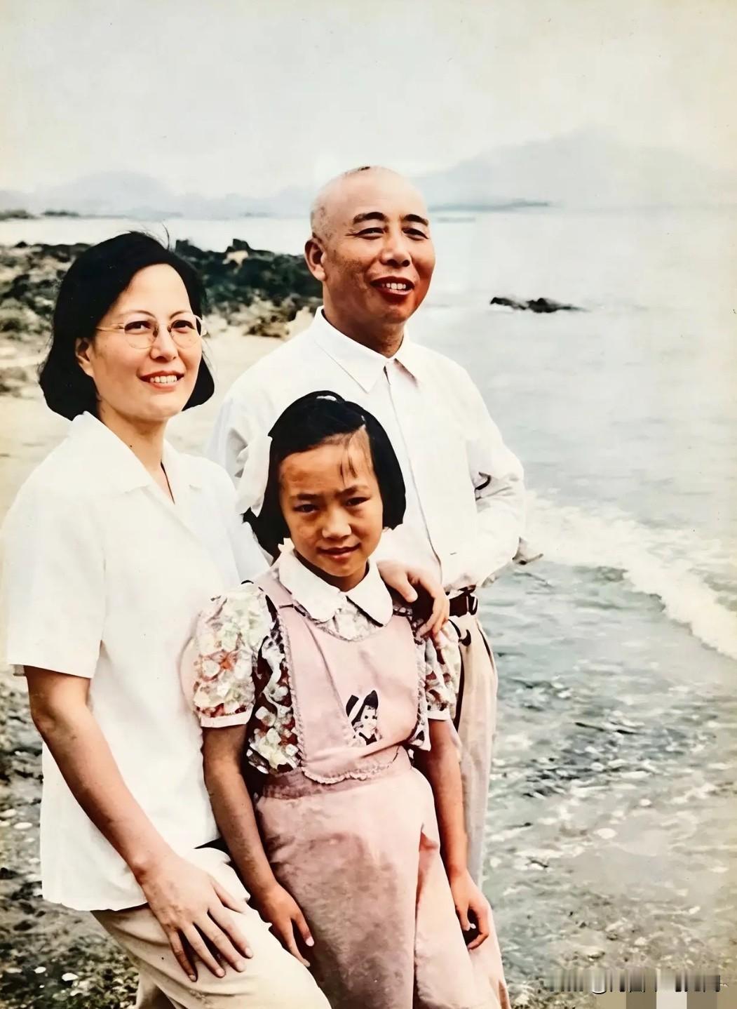 他是极具传奇的开国上将，人称阻击名将，“排炮不动，必是十纵”，长津湖一战震撼世界