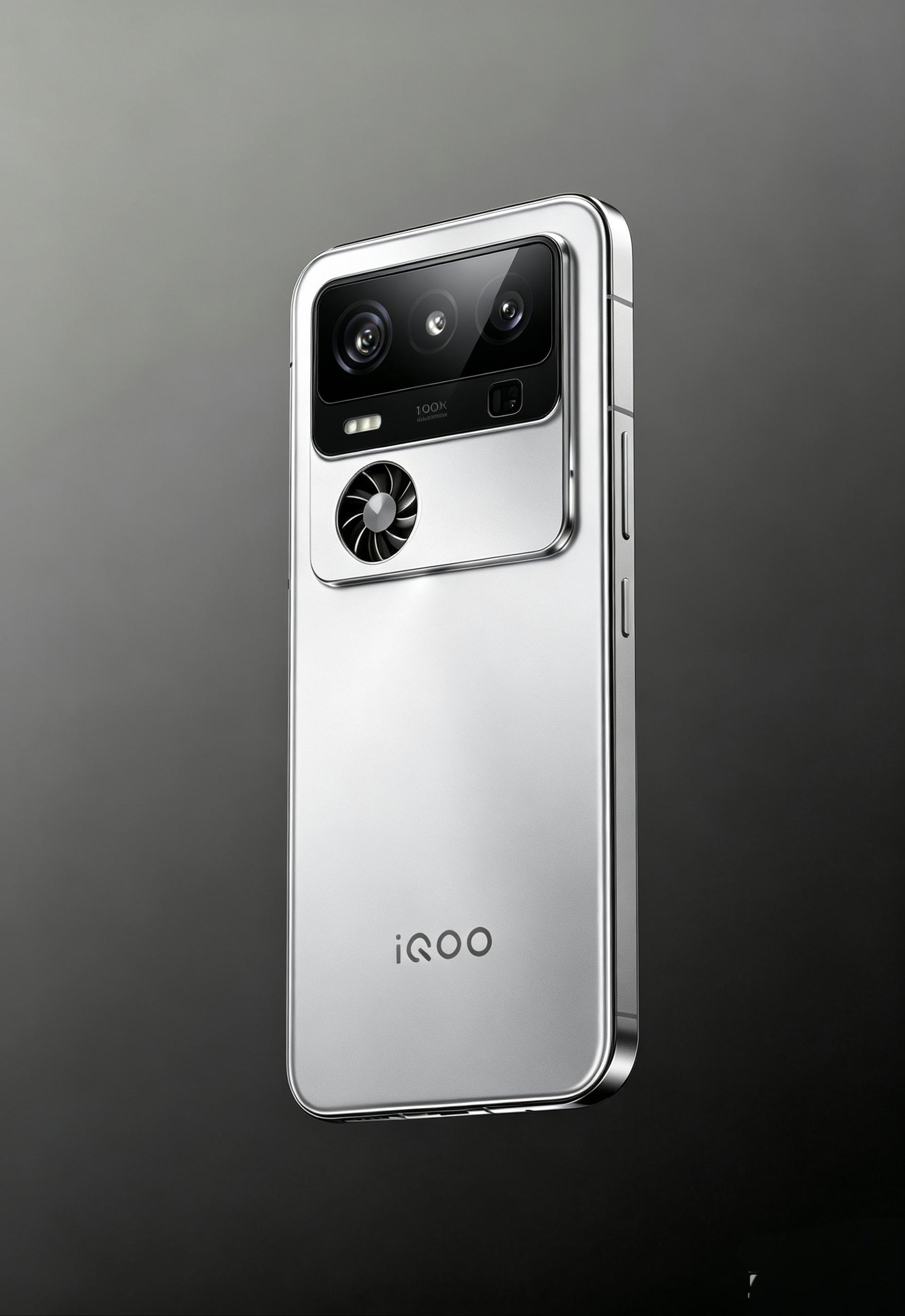给iQOO 16加个散热风扇不过分吧 