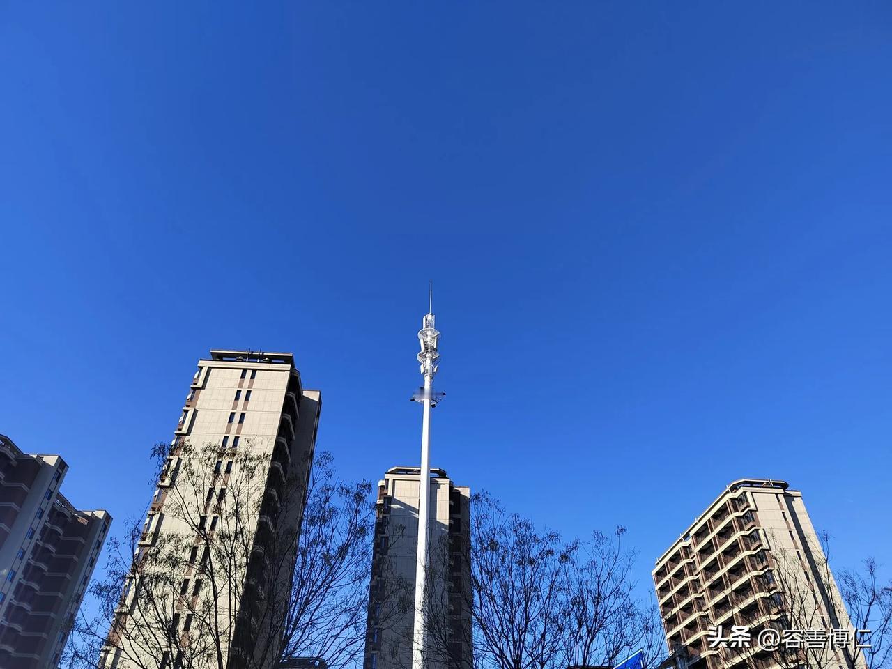 分享一张相册里随手拍的天空