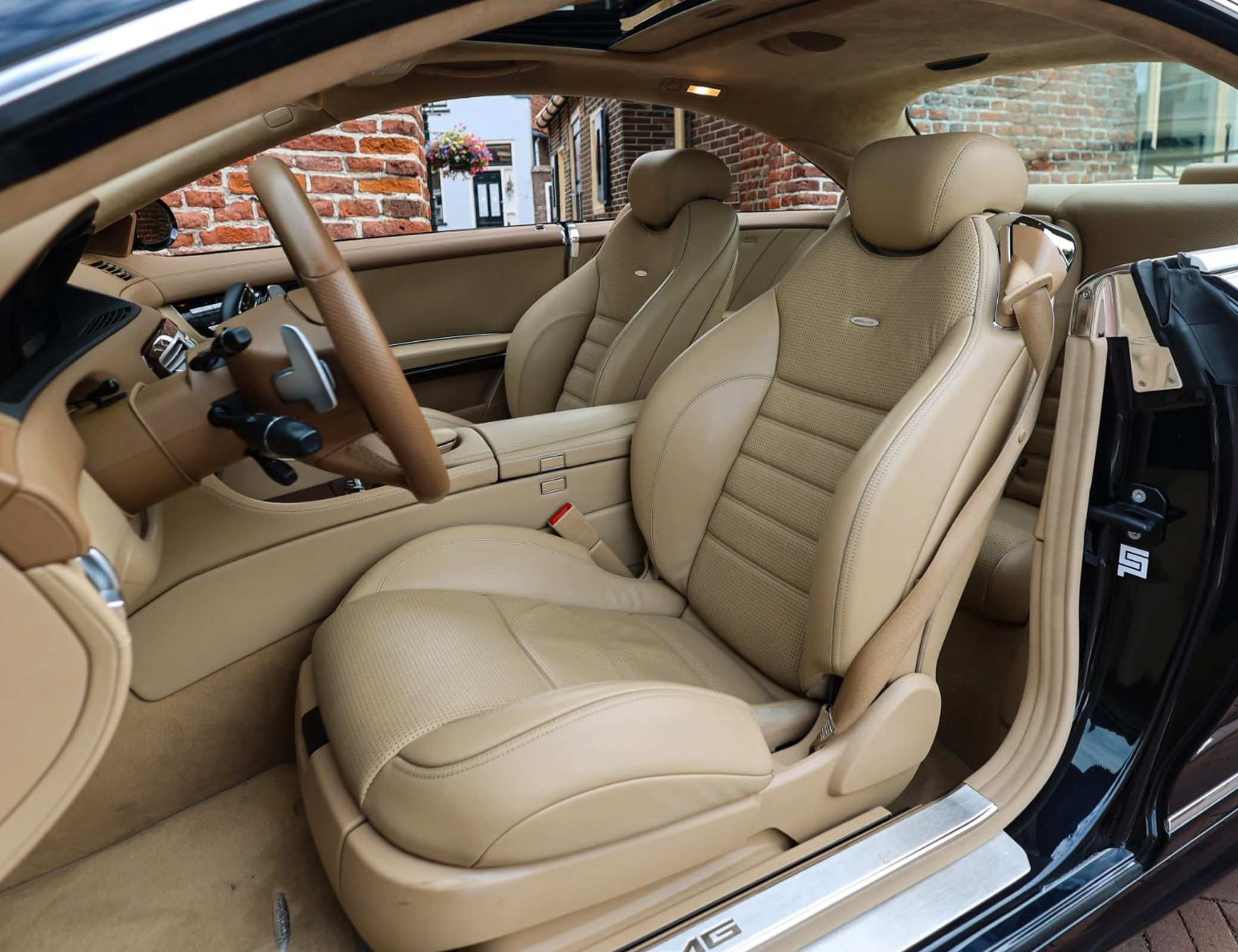 好车分享 Mercedes-Benz CL63 AMG，历史上最美的一代CL，同