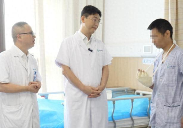 “简直就是拿肉身做赌注的极端硬核人！”依据相关媒体报道于8月28日的惊惧惨案纪实
