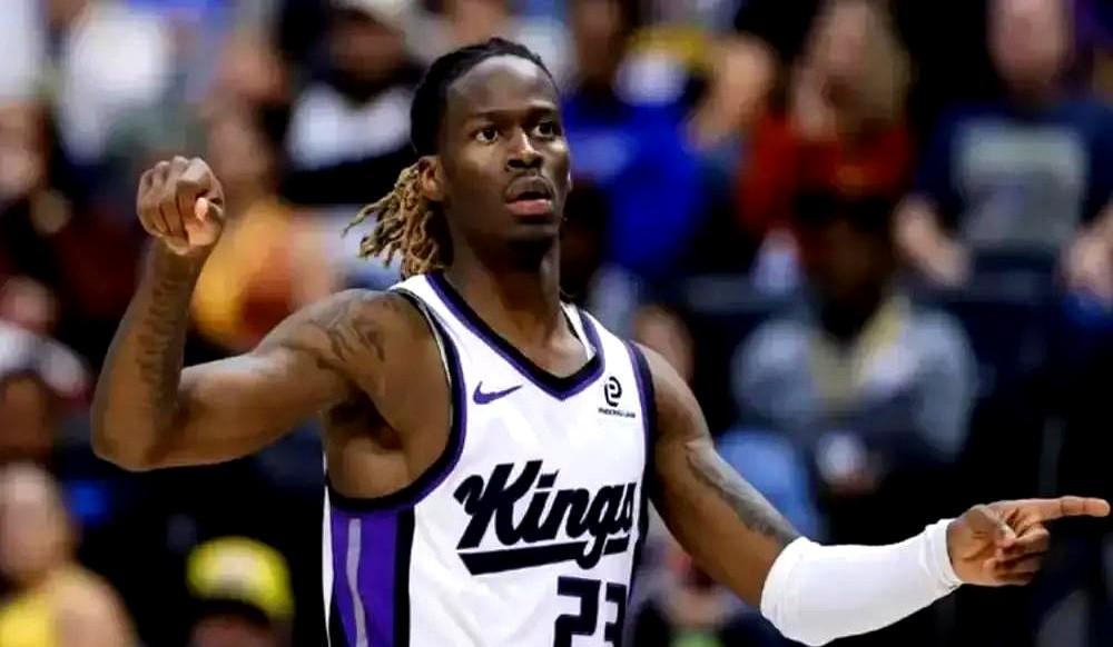 火箭这笔三方交易要是真做了，那可就亏麻了。

范乔丹赛季报销，球队后场直接真空，