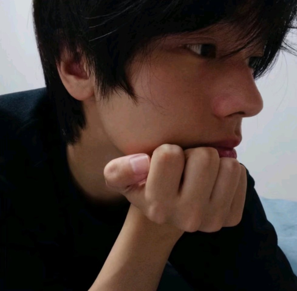 𝗪𝗲𝗖𝗵𝗮𝘁｜权威小众男头分享𝑆𝘩𝑎𝑟𝑒.🧉 