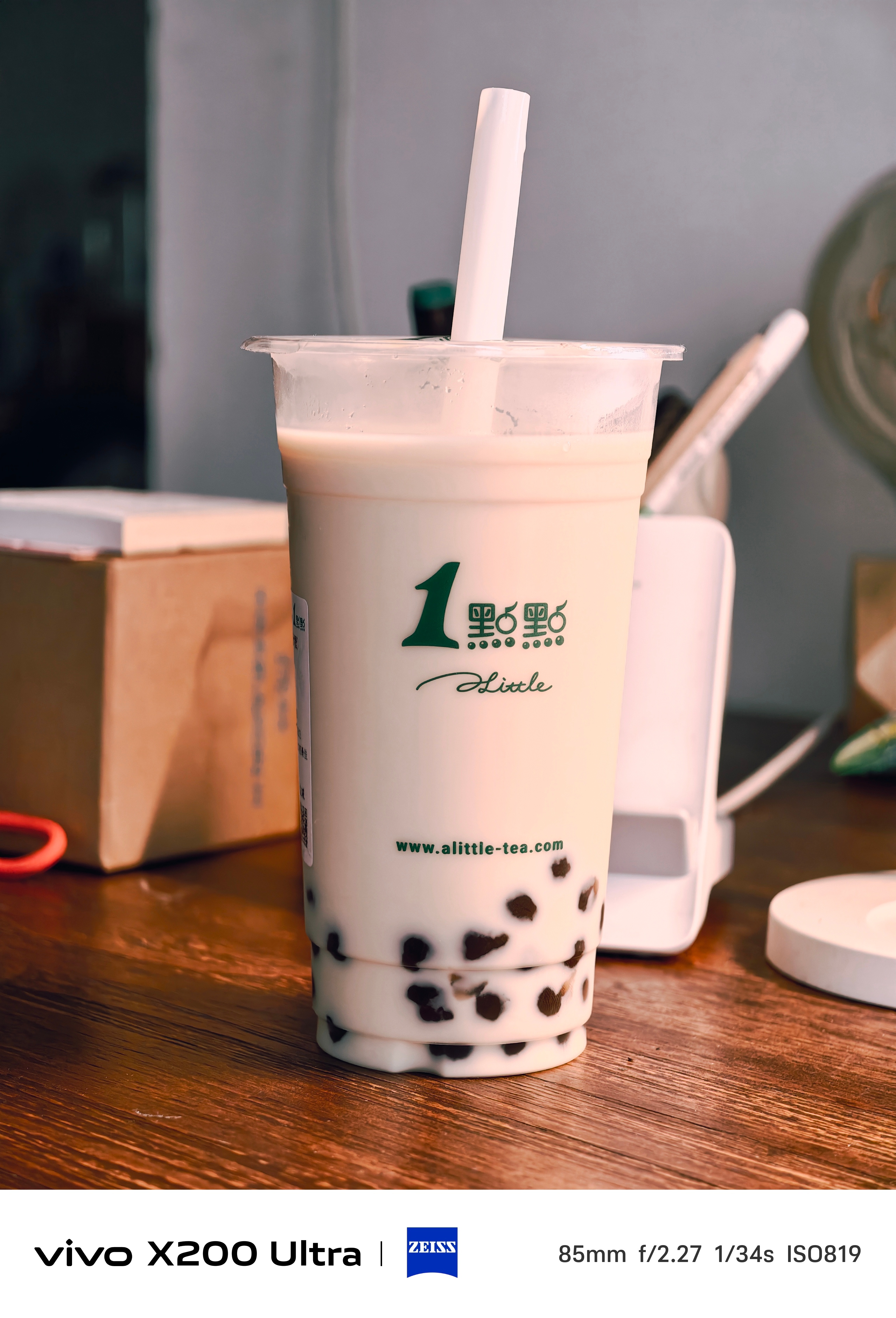 外卖商战使我肥胖，一天一杯奶茶谁顶得住啊？无糖也胖啊[怒][怒][怒] ​​​