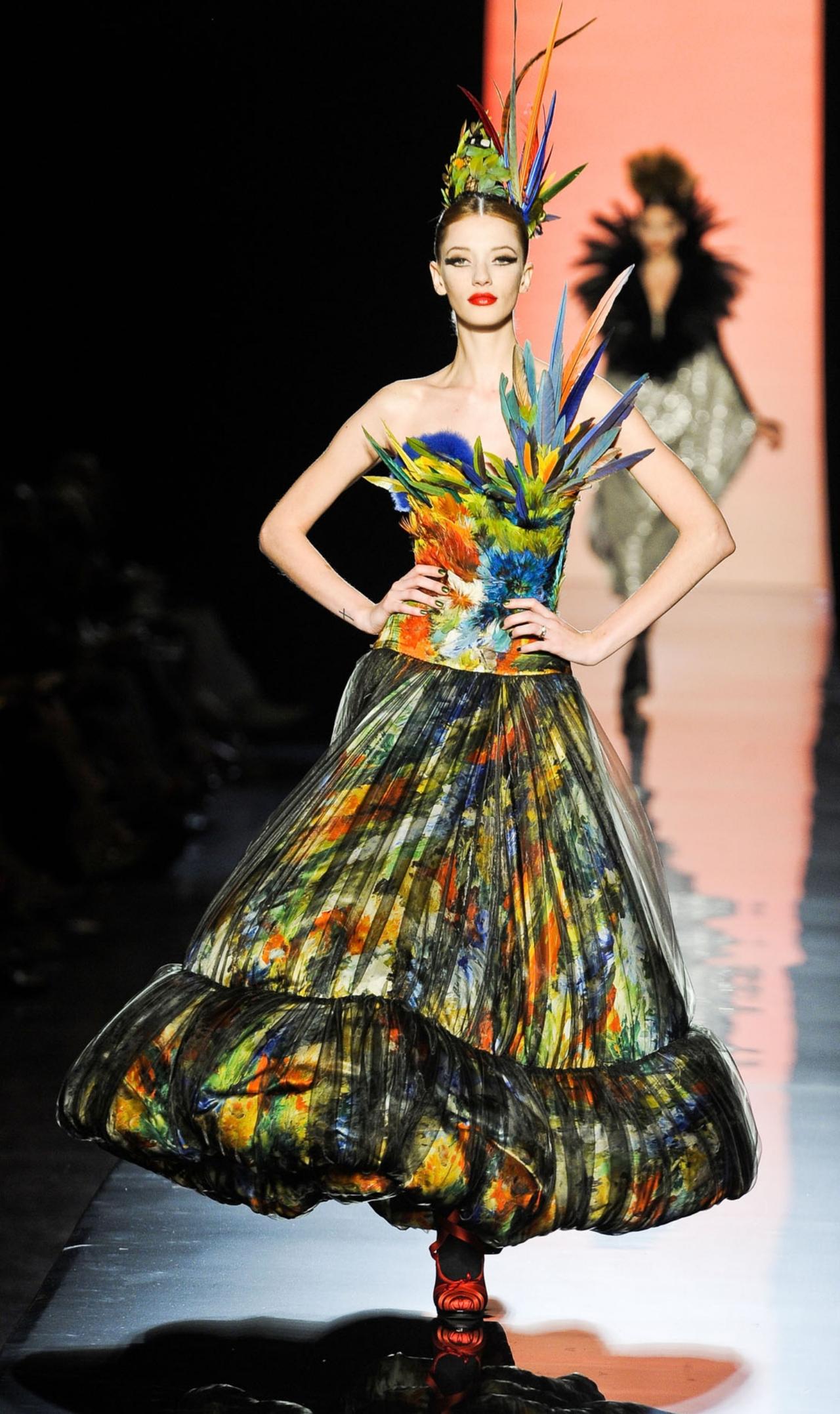 秀场回顾 | Jean Paul Gaultier2011秋冬高级定制系列

本