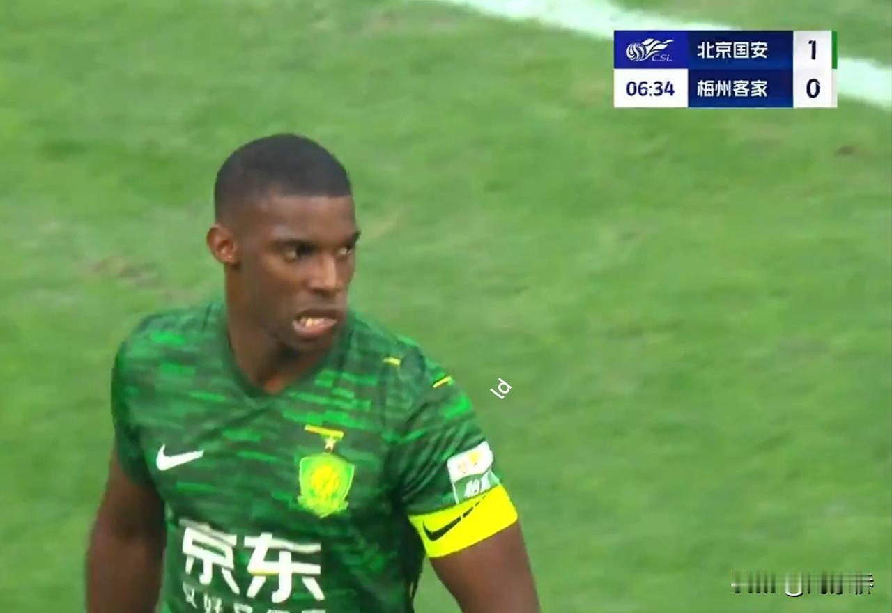 金靴在向法比奥招手！

本轮中超，国安主场对阵梅州客家，法比奥在上半场梅开二度，