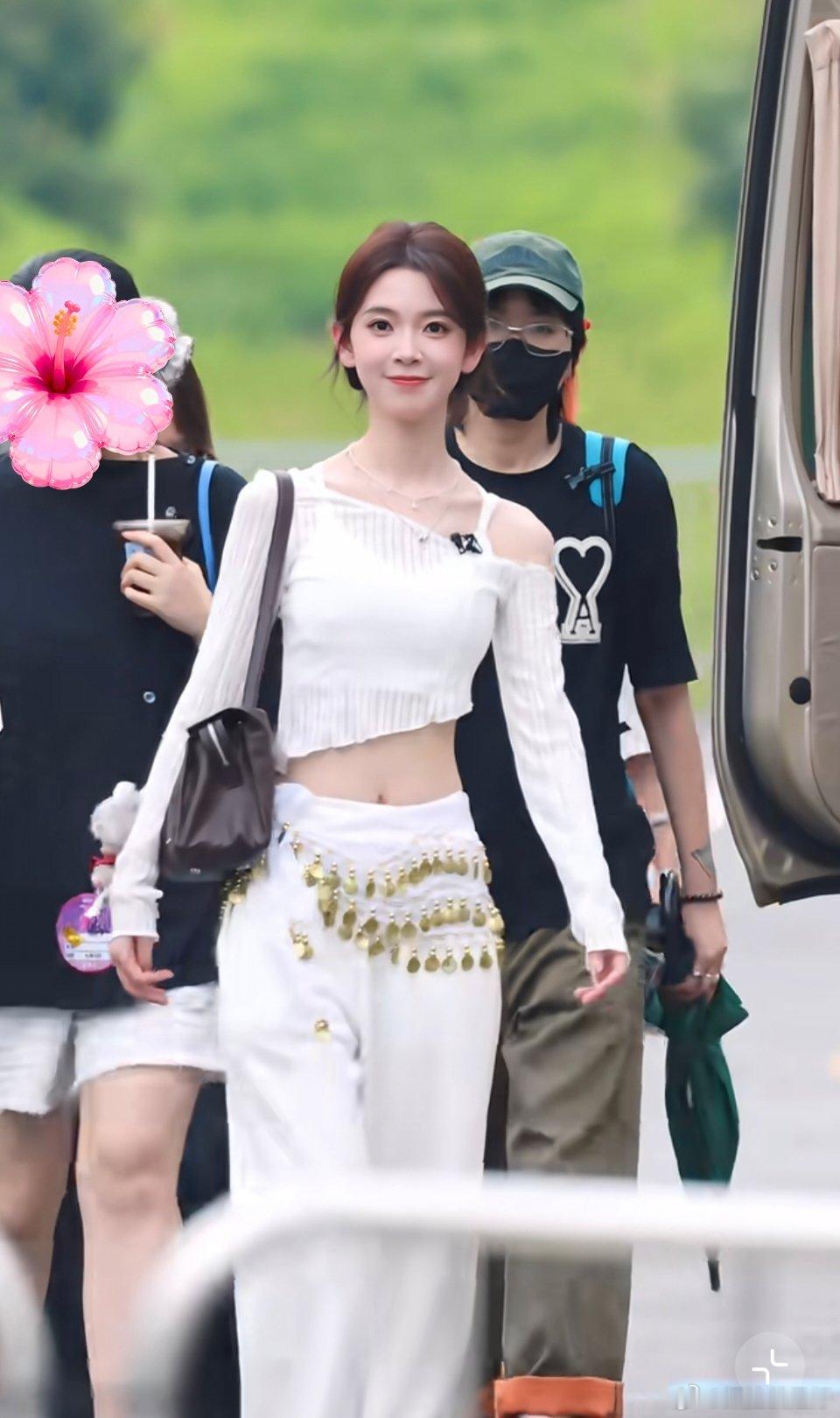 陈瑶的这个腰