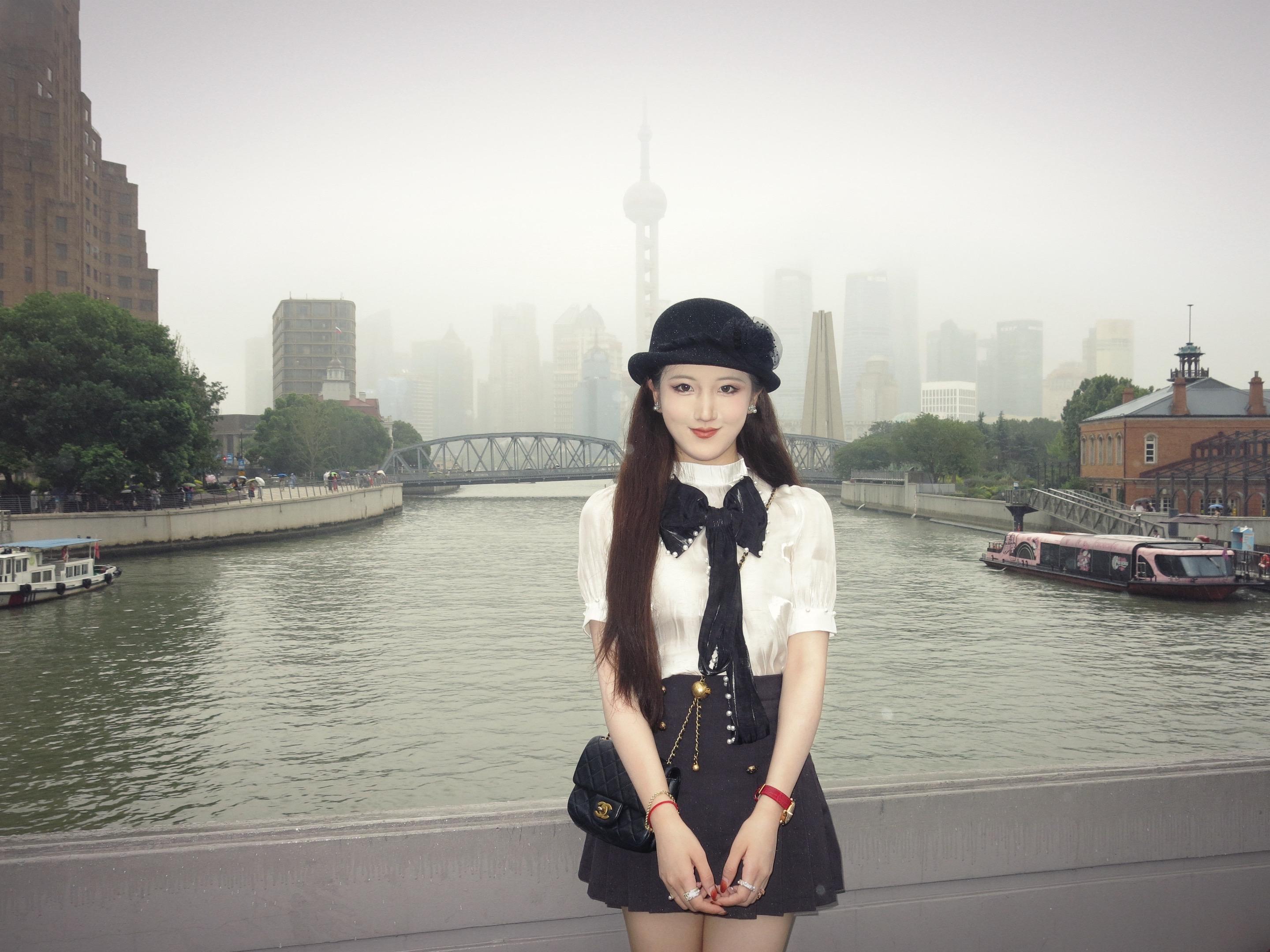 既然琴瑟起 何以笙箫默。（上海乍浦路桥）