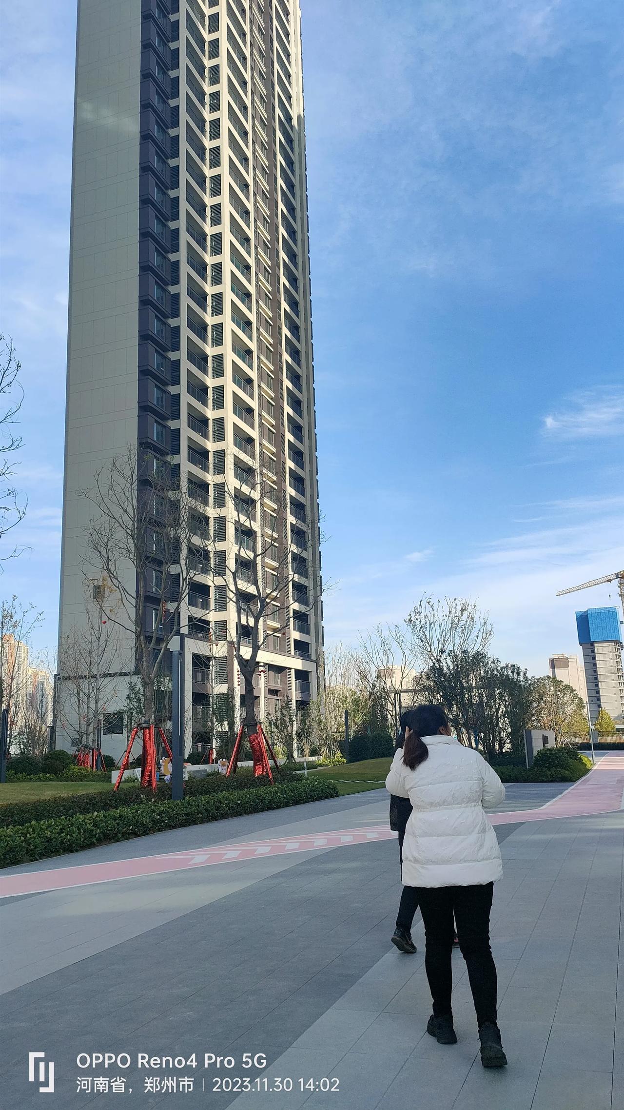 经开区现房首付1万 剩余全贷款
2万块钱，车位🈶了，现房🈶了
原价8500起