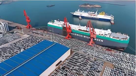 太爽了！中国公开“耍流氓”，美国气的火冒三丈，报应来的太快了！美国受不了中国的电