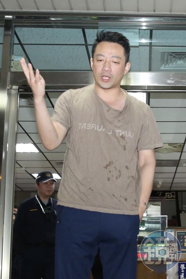 大S律师发文声讨张兰，
汪小菲回到北京后，张兰晒投诉信，指责大S的律师邓高静对她