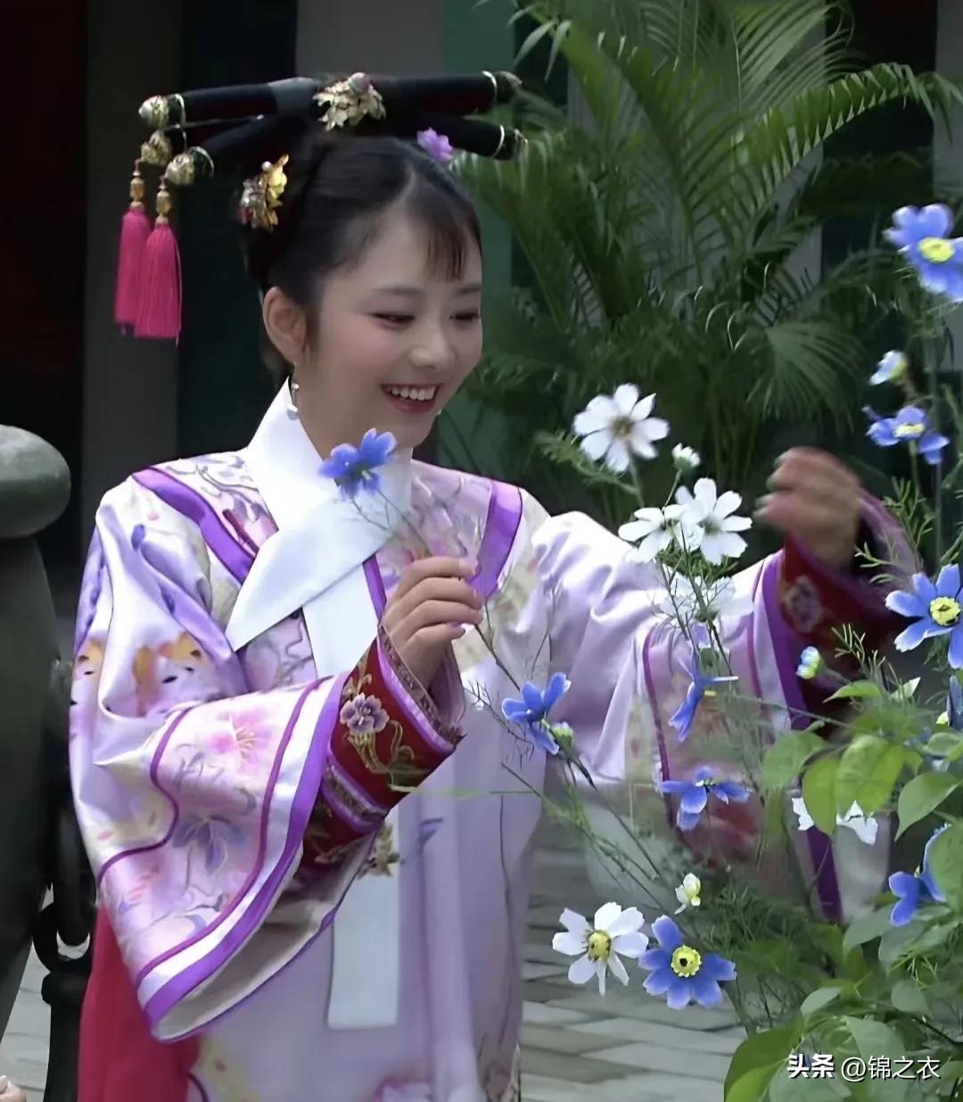 淳儿确实是小孩子心态，只不过很多人认为小孩子就应该天真无邪，实际上小孩子也是有争