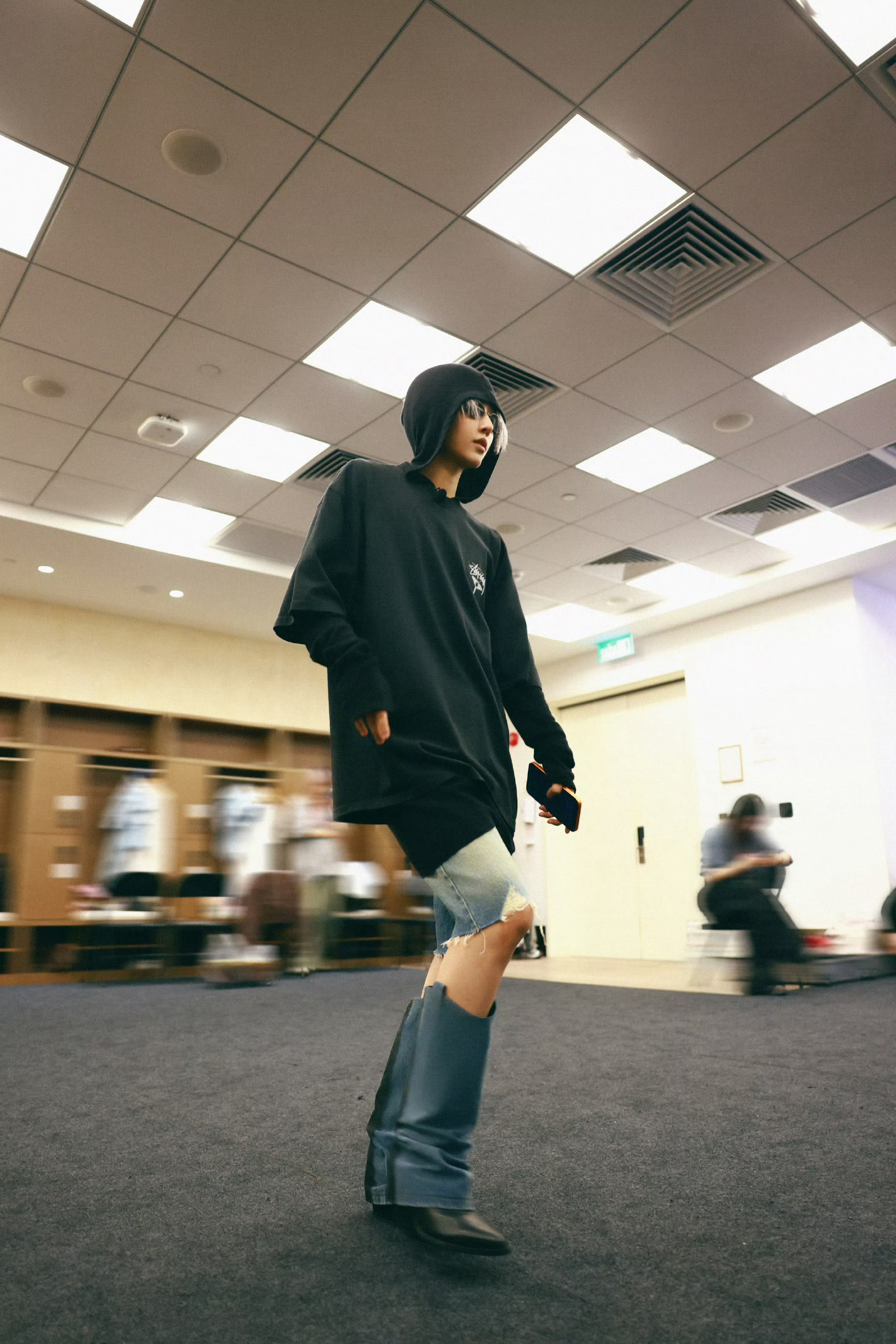 刘雨昕尖叫之夜彩排照完全mode来着 super idol酷毙了已经尖叫不能停了