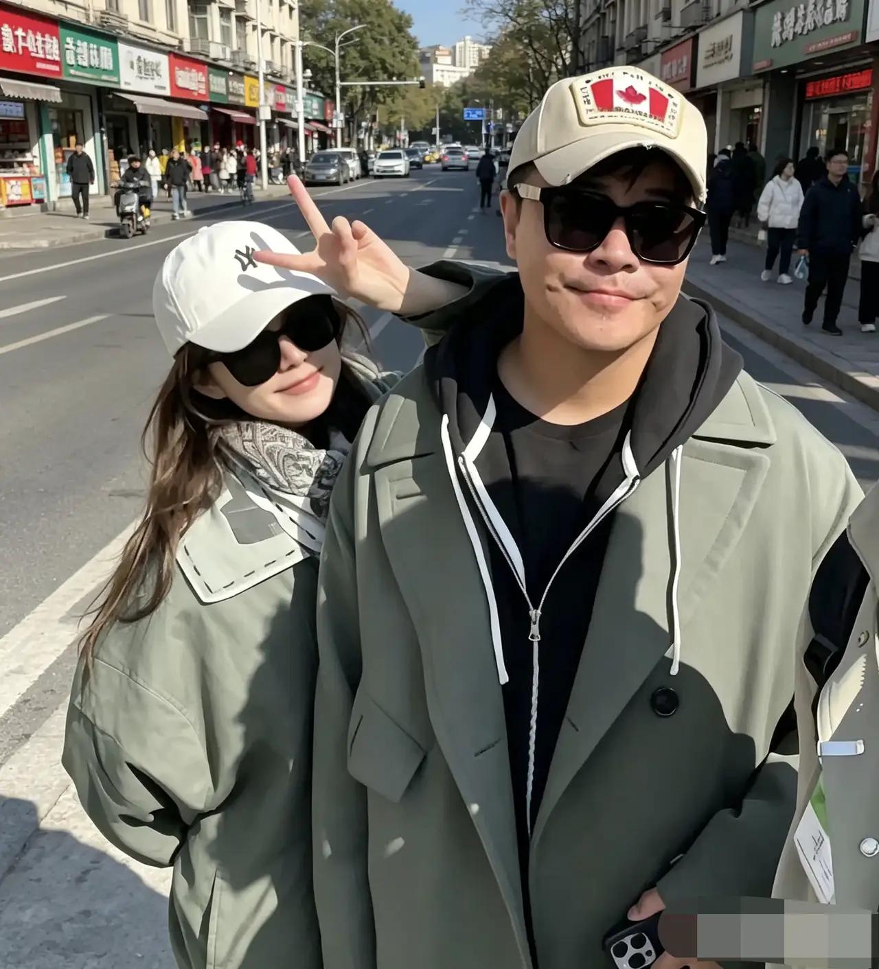 陈思诚带小女友土耳其游，
有一点让人猜不透，
既然有女朋友了，为什么他还和前妻走