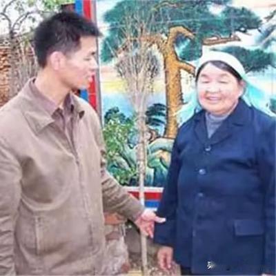 山东一位母亲被告知患癌，时日无多后，她儿子立刻辞掉工作，用三年时间走遍十几个省份