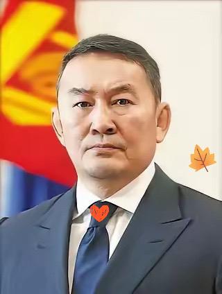 刚刚发生
蒙古国传来大好消息！
11月8日，中俄蒙三国在蒙古国达尔汗市签署《中俄