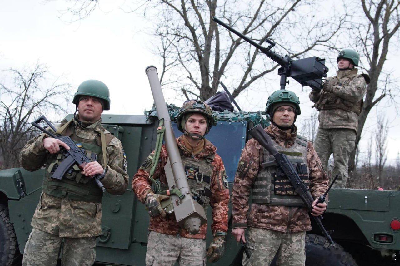 【网传】乌军使用东大产的FN-6便携式防空导弹，击落一枚俄Kh-101巡航导弹。