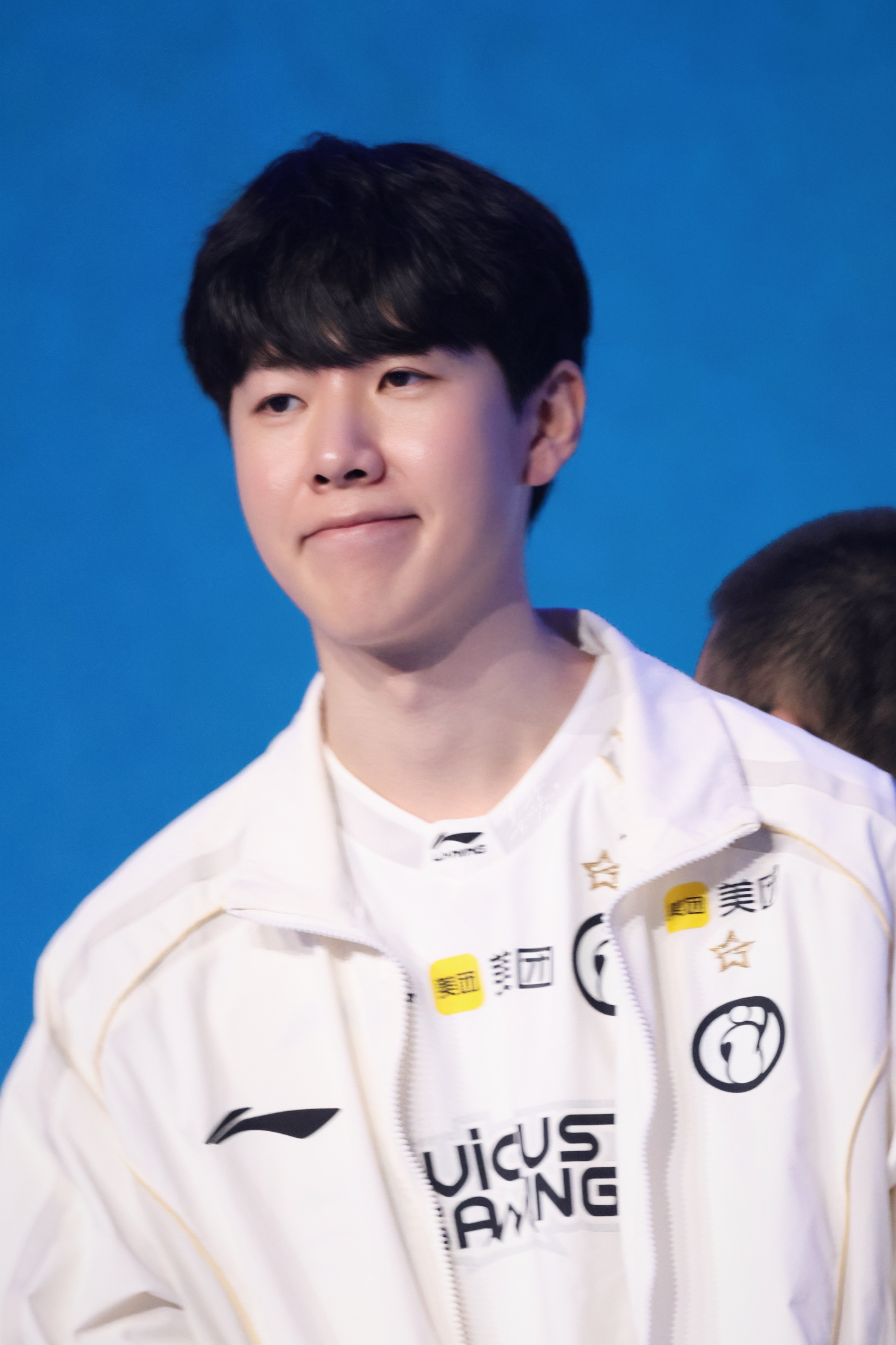 theshy  这包子啥馅的？ 