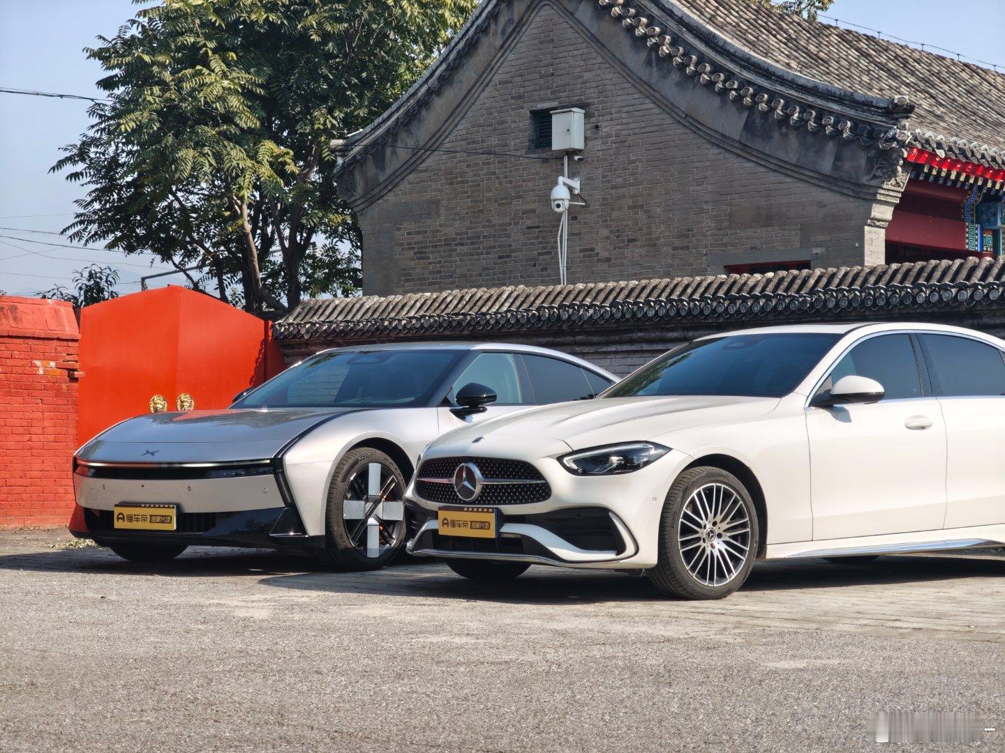 新节目拍摄中……[收到]都是落地25万左右的价格，这两台车你会选谁？ ​​​