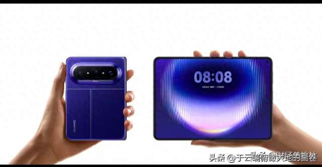 渗透率仅2%，苹果华为小米扎堆阔折叠，看懂手机行业终极变局