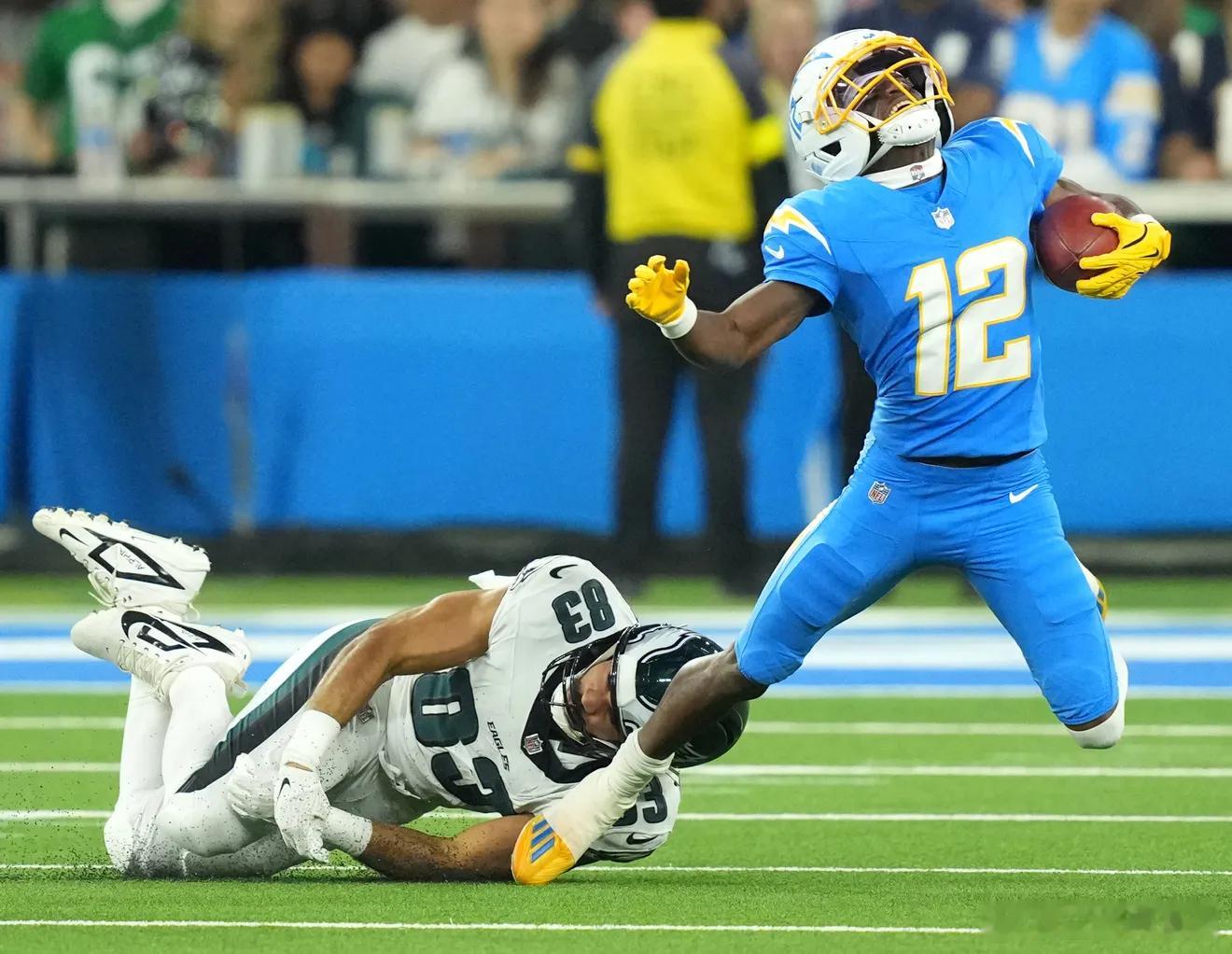 第14周老鹰19：22闪电 