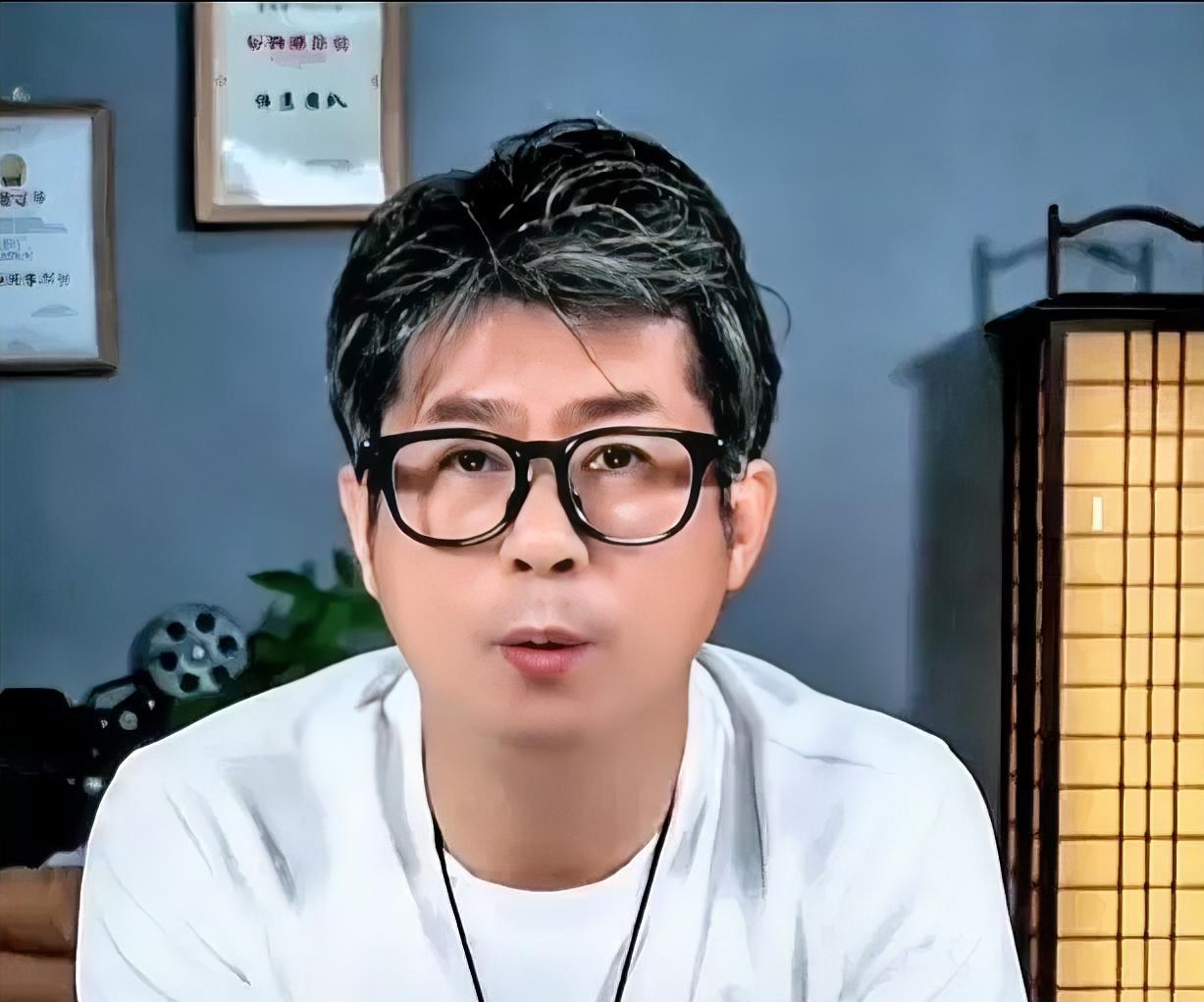 恒苏喊话：猫仔欠我道歉！但这事和柴桑大姐无关，别去她直播间带节奏！

恒苏直播说