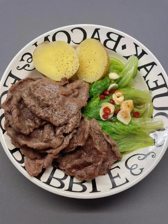 各种轻食餐，既满足营养又可以减脂，坚持吃下去，一定可以变瘦变美#夏季轻食打卡# 