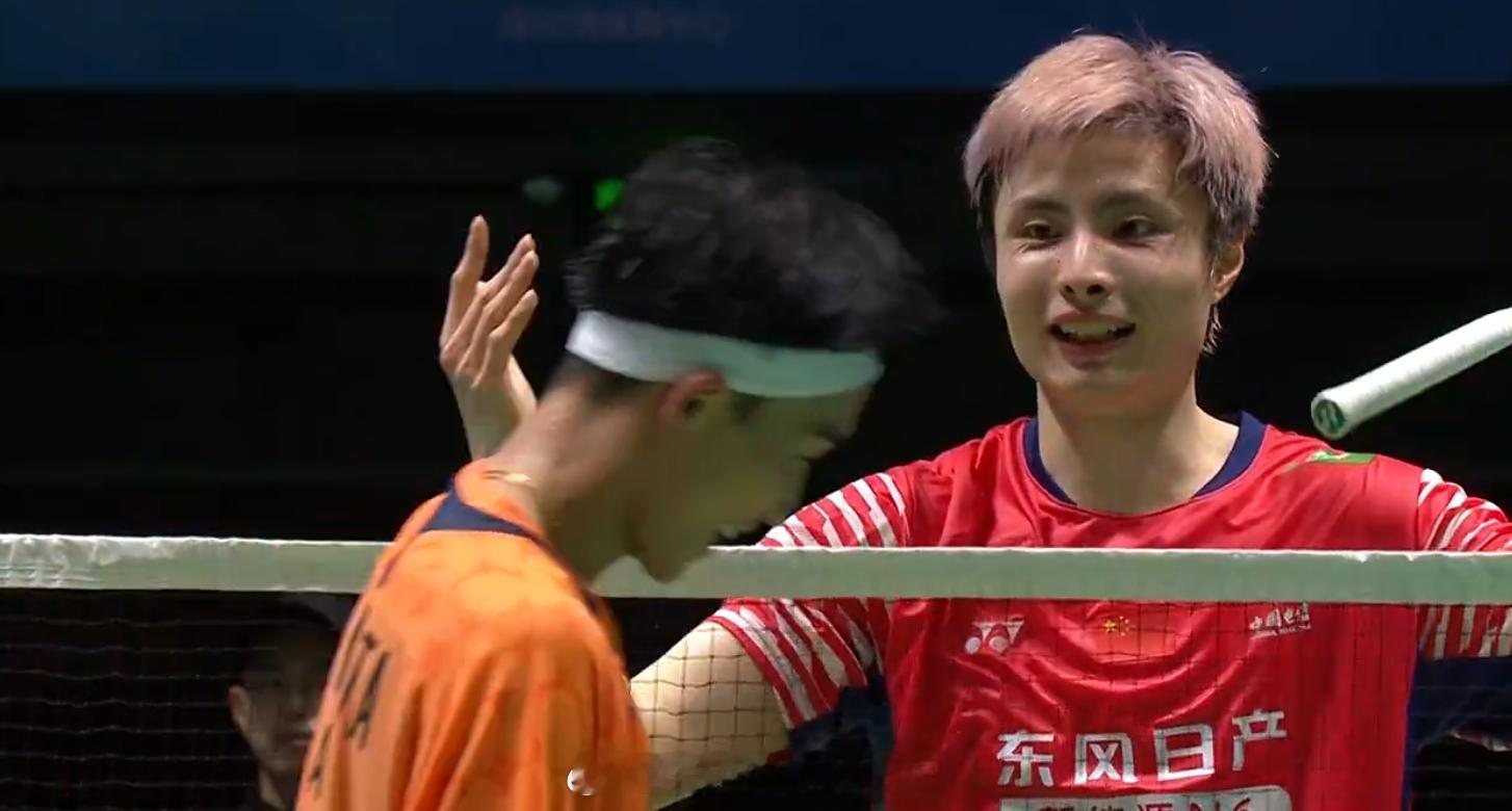 天王杯国际羽毛球公开赛 男单 1/4赛 第3场 石宇奇 21-19 21-15 