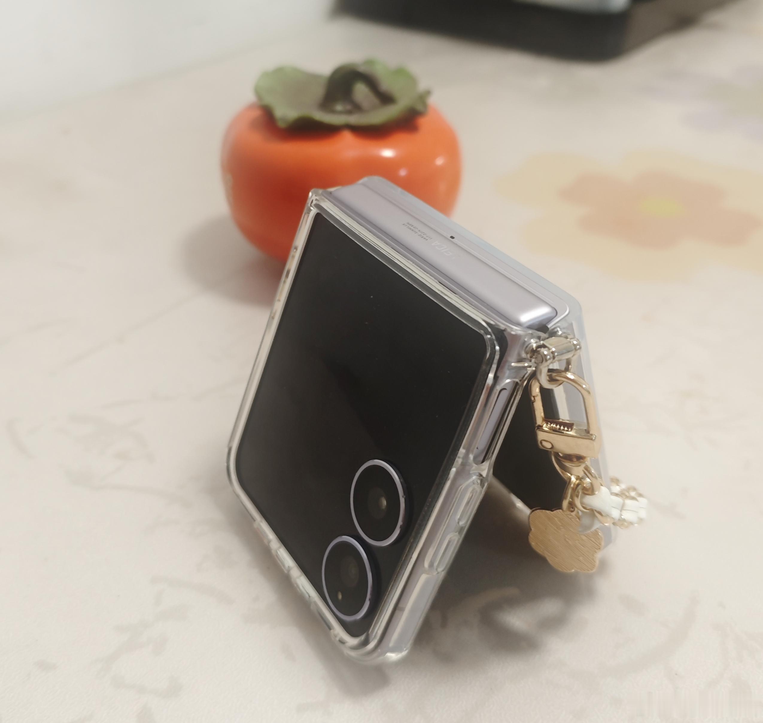 26年折叠手机能普及吗 折叠屏手机，2026真要成主力机了？📱① 我觉得能。随