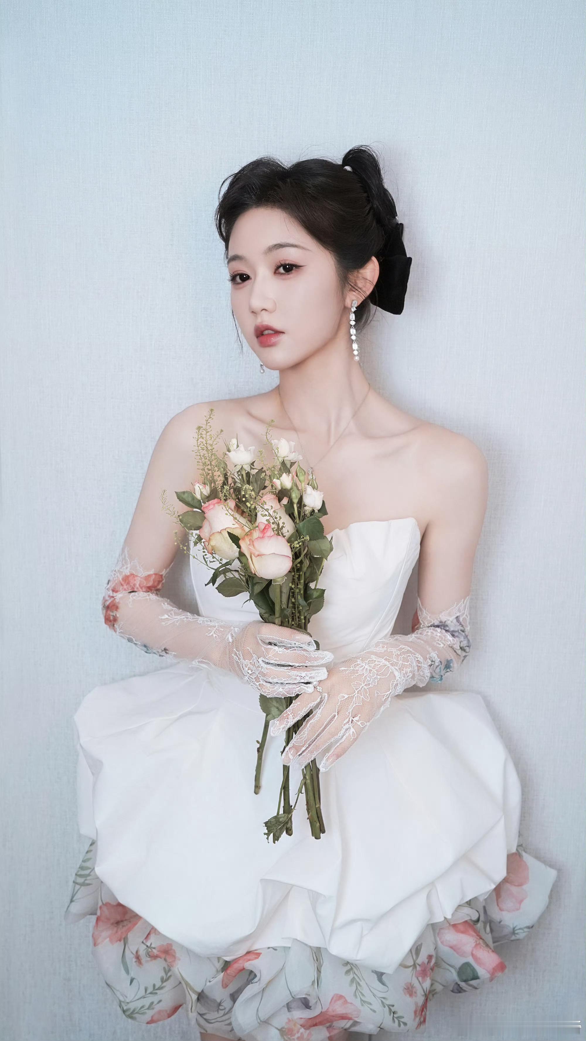 岳雨婷张晋宜拼豆界卧龙凤雏 本来以为会看到精致好看的拼豆作品，结果全程蹲守看翻车