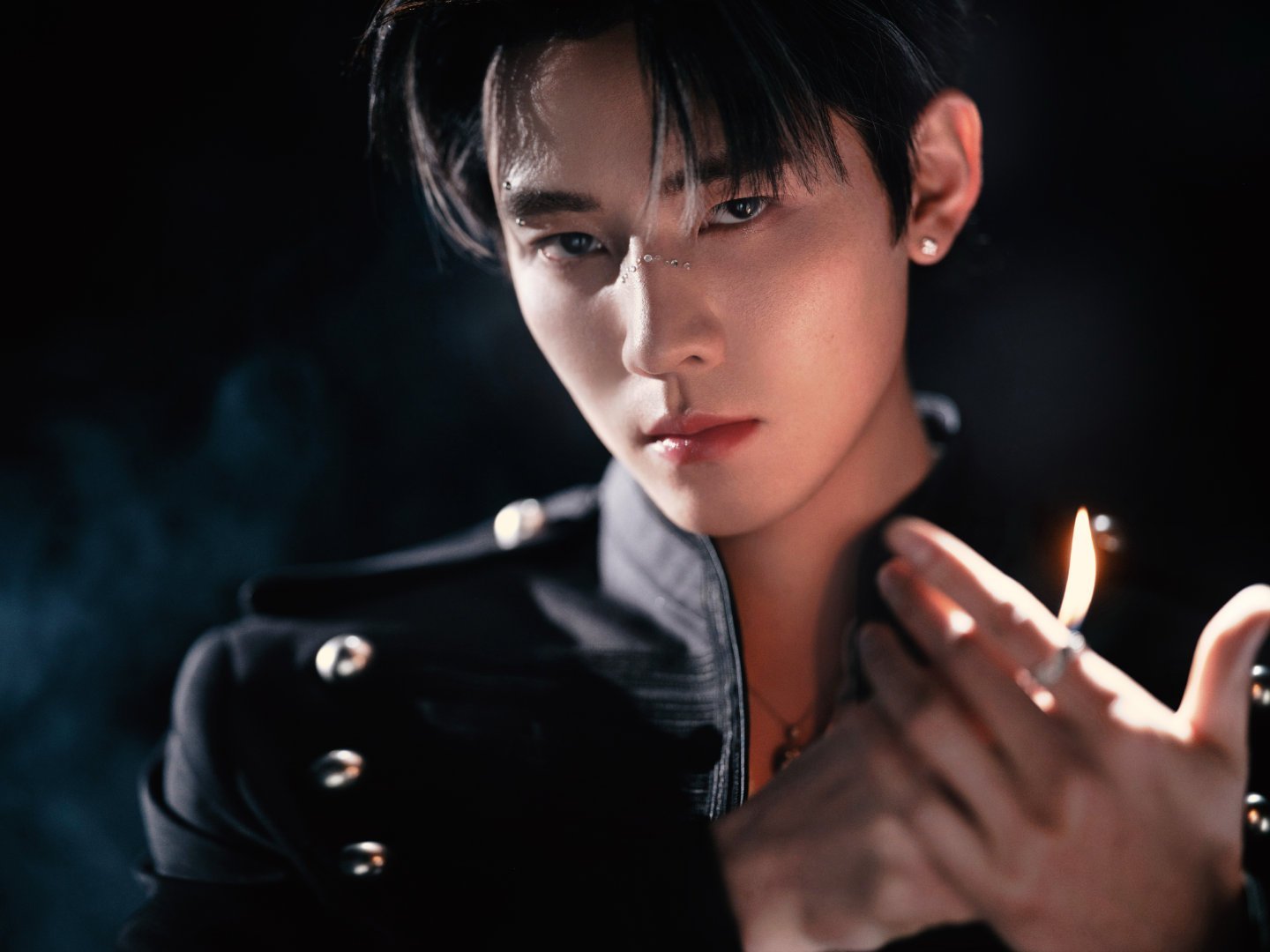 任豪衣服 脸是老天赏饭吃，身材是后天自律换来的。任豪用行动证明，真正的衣品不是选