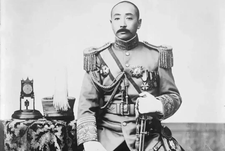 野史：1918年，张作霖让韩麟春拿着50万大洋去上海买军火，他却全输掉了，张作霖