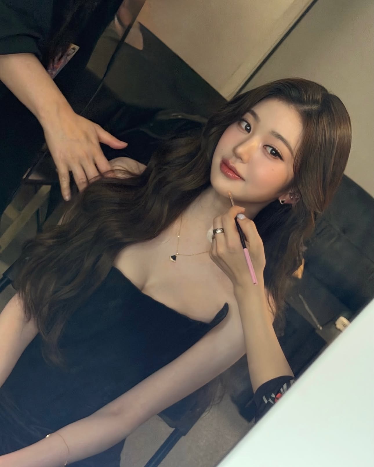 老己，先说好了，我下辈子就长这样 