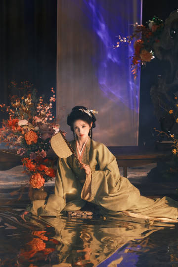 田曦薇闫桉新剧官宣海报田曦薇闫桉嫁金钗官宣剧照 哇！田曦薇闫桉新剧官宣海报 