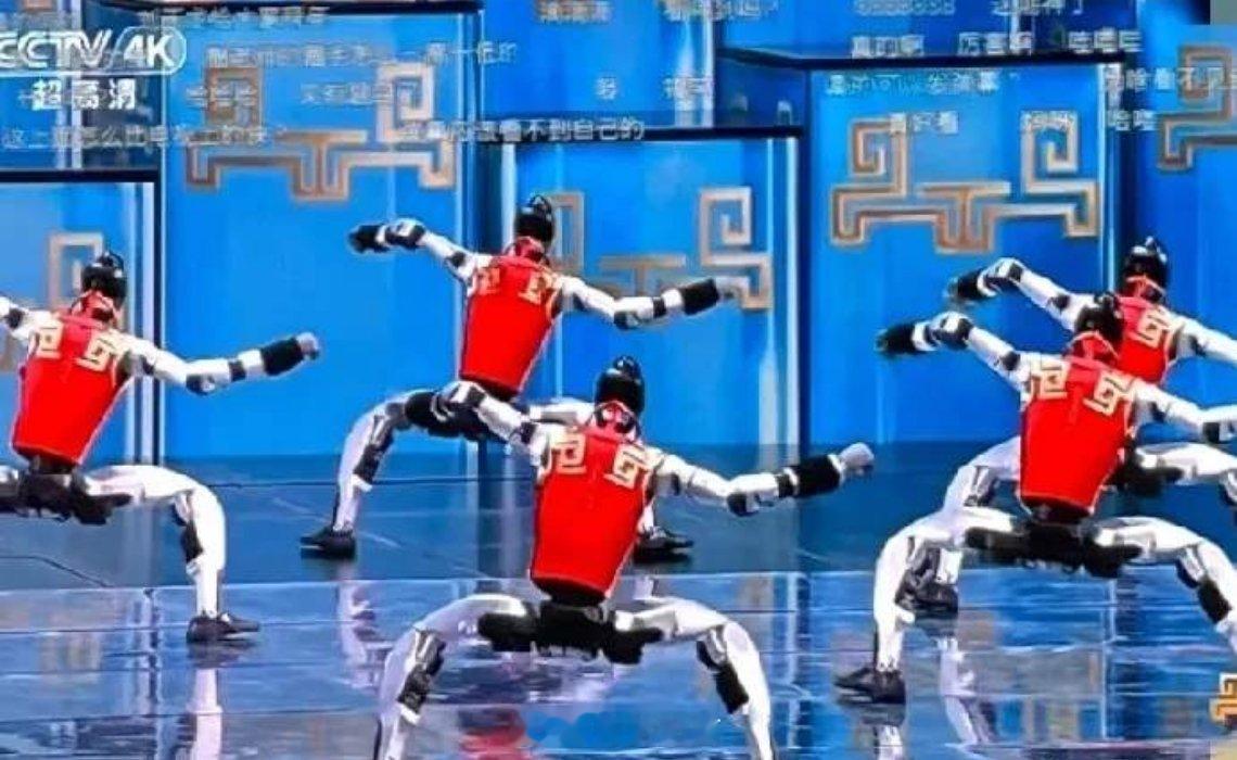 今年春晚的几点遗憾，你感受到了吗？1️⃣ 语言类节目大幅缩水，相声彻底缺席以往看