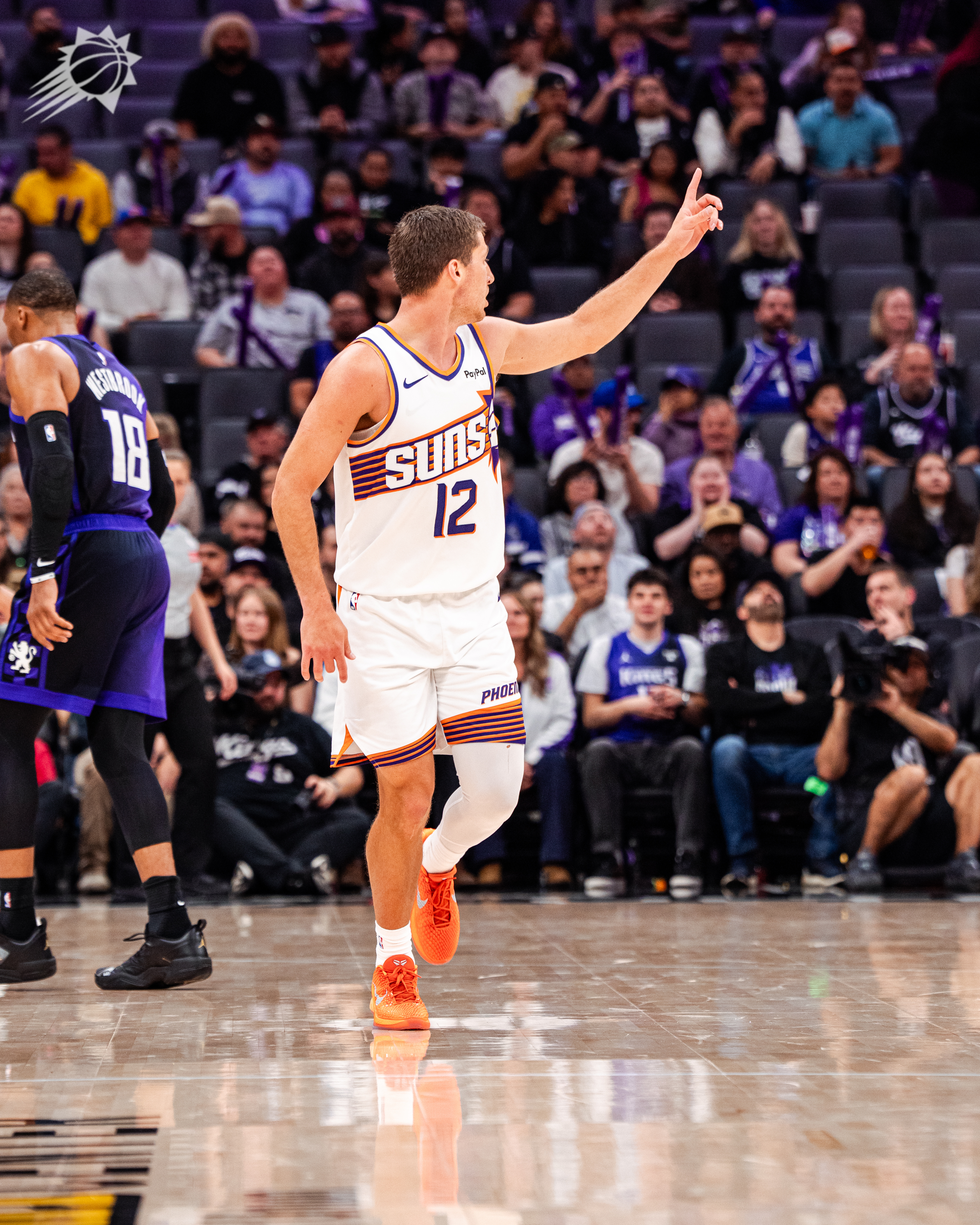 再来欣赏一下三分进球后的鸡皮和驴哥👌菲尼克斯太阳 | 旭日东升 | 太阳vs国