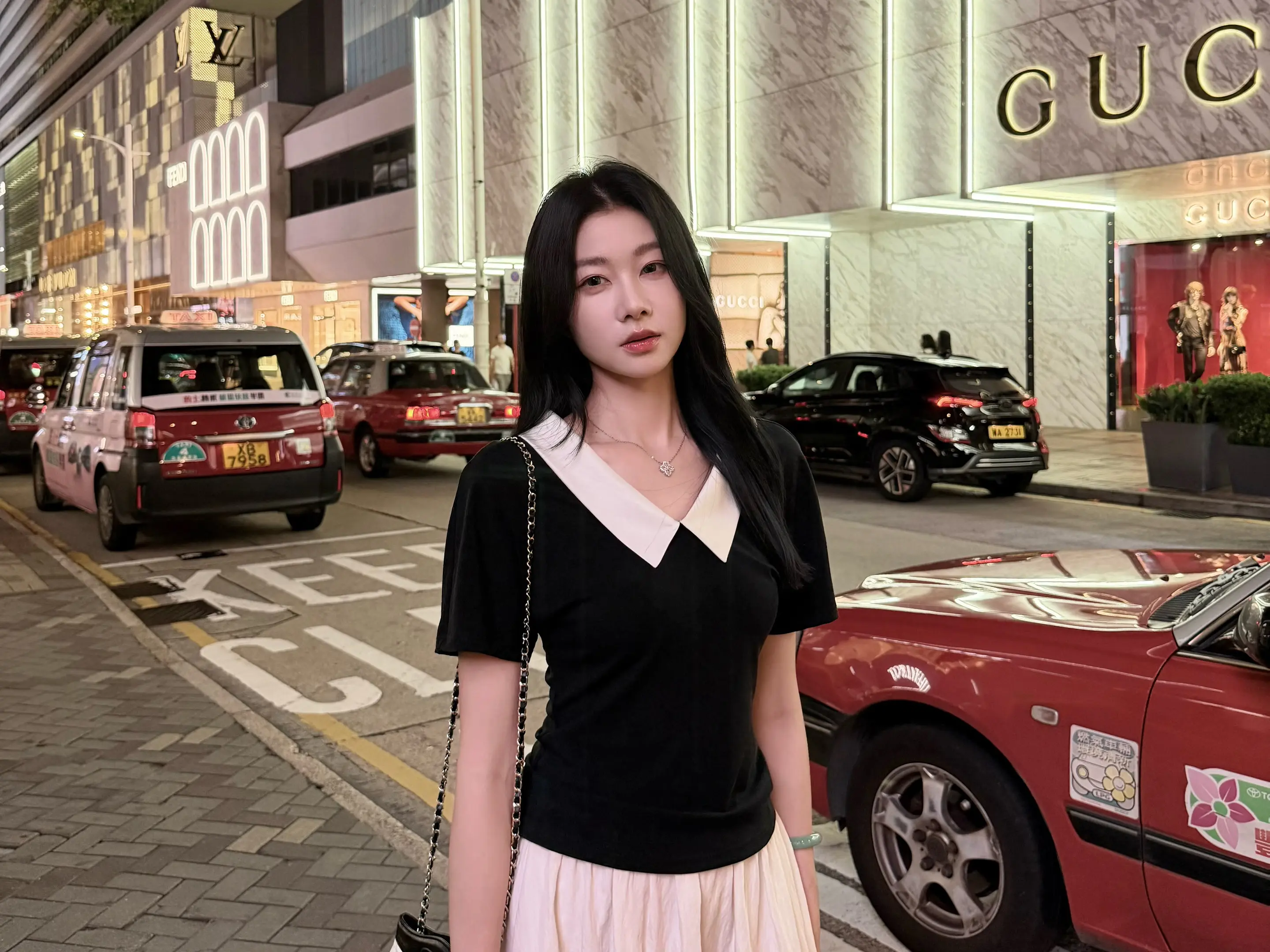 希望 明年这个时候 我会因为工作稳定 经济独立 爱人在侧 喜极而泣